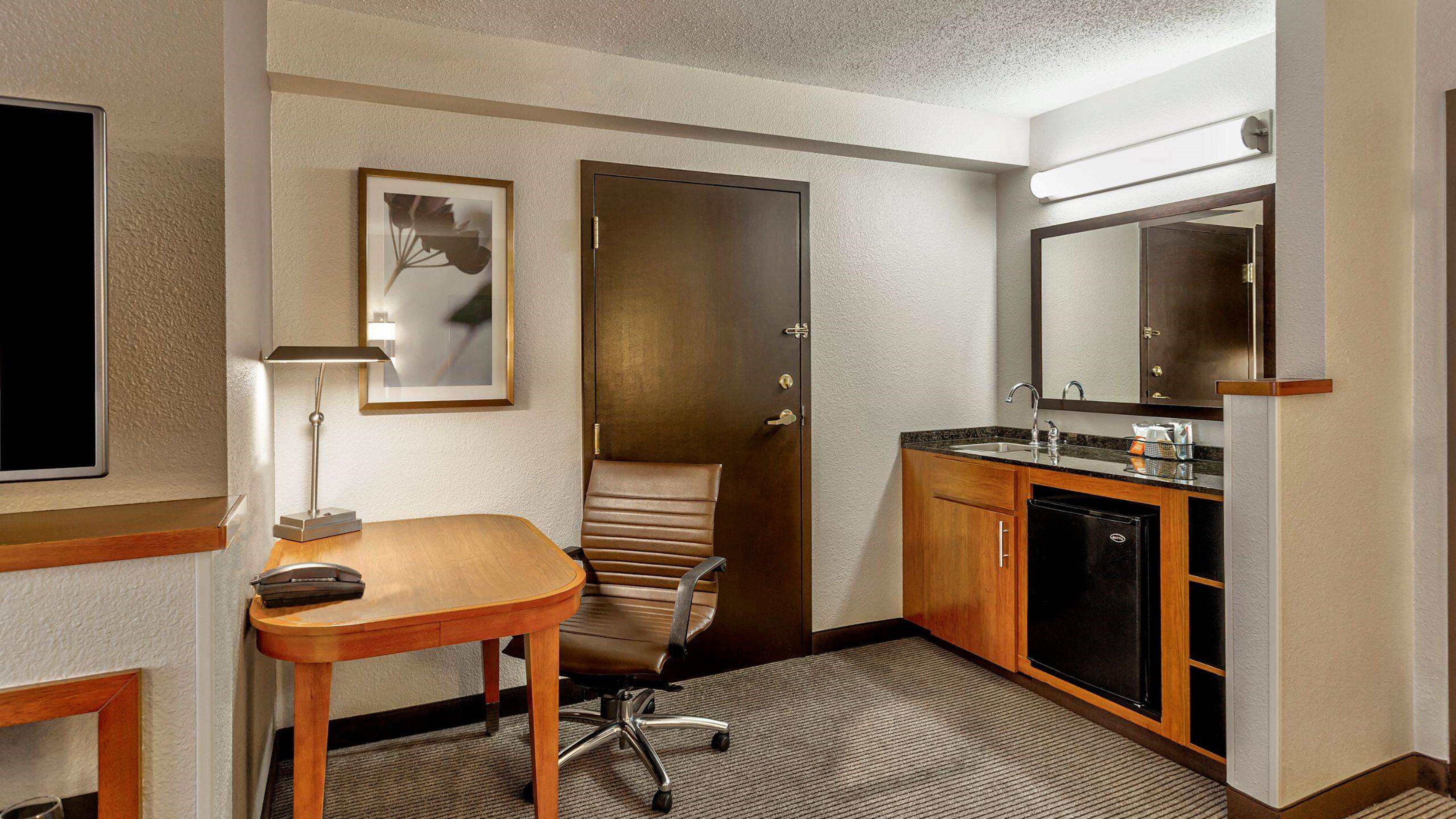 ไฮแอท เพลซ แคนซัส ซิตี้ แอร์พอร์ต Hotel แคนซัสซิตี ภายนอก รูปภาพ