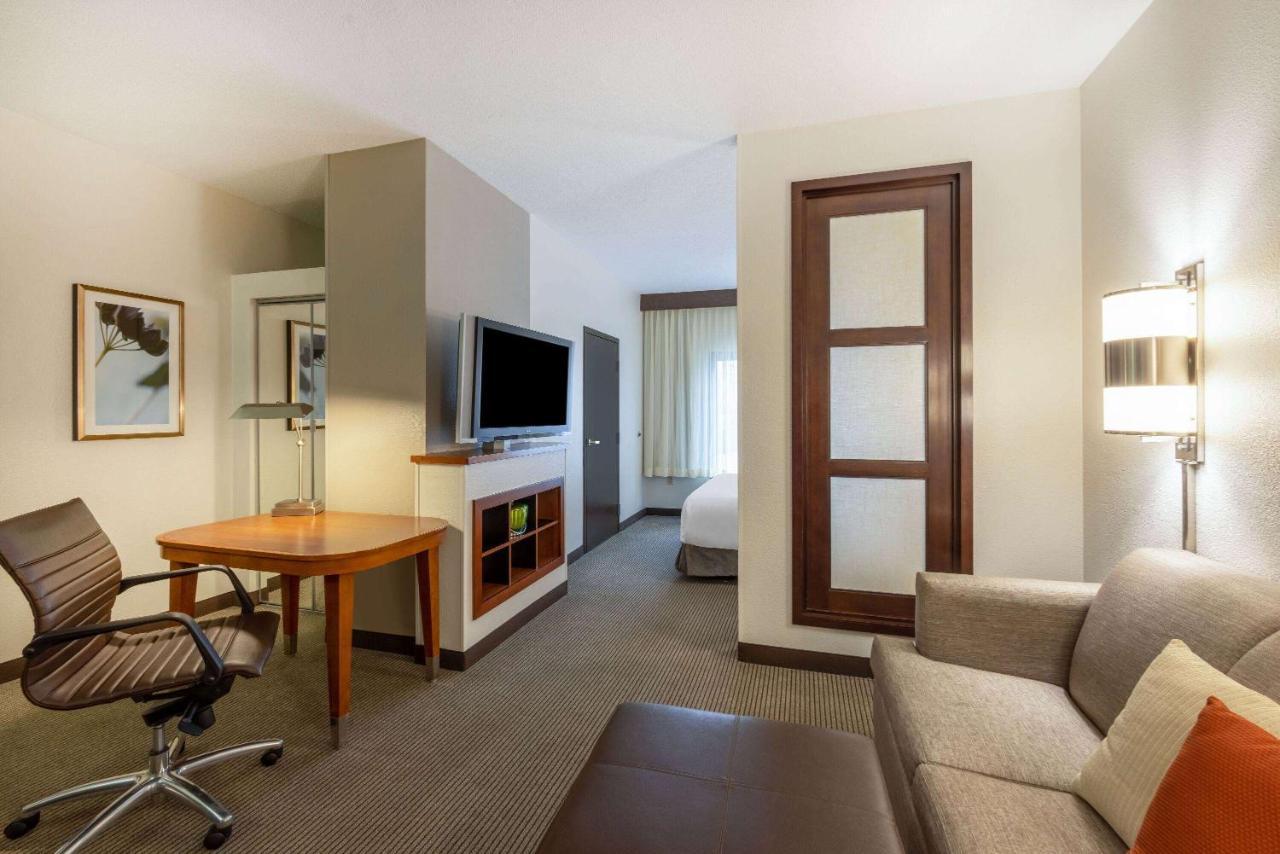 ไฮแอท เพลซ แคนซัส ซิตี้ แอร์พอร์ต Hotel แคนซัสซิตี ภายนอก รูปภาพ