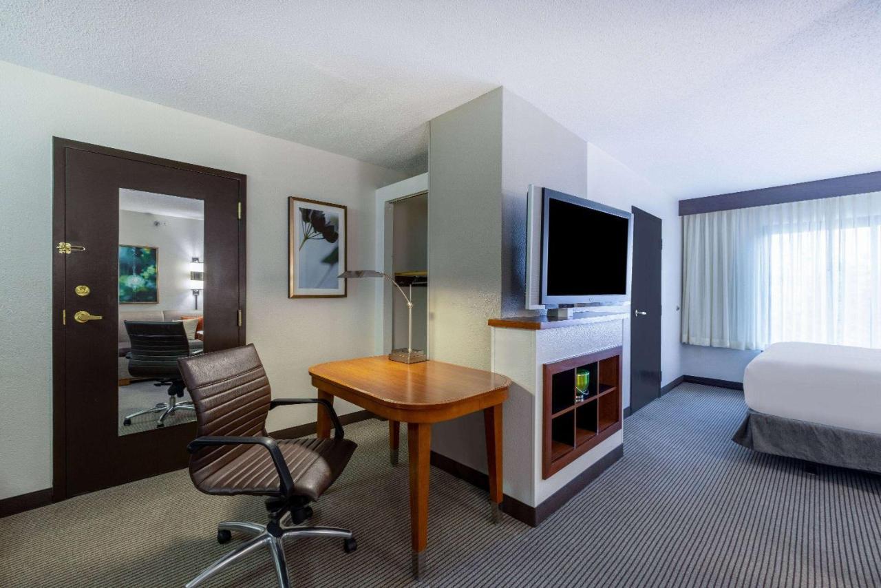 ไฮแอท เพลซ แคนซัส ซิตี้ แอร์พอร์ต Hotel แคนซัสซิตี ภายนอก รูปภาพ